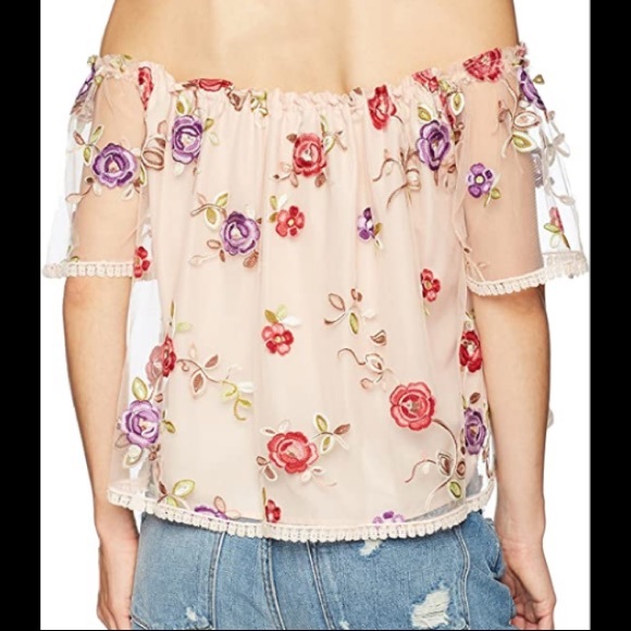 BB Dakota Stussi Off Shoulder Embroidered Top - Picture 2 of 7